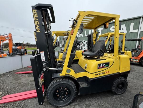 NEW 2.5T Hyster Forklift