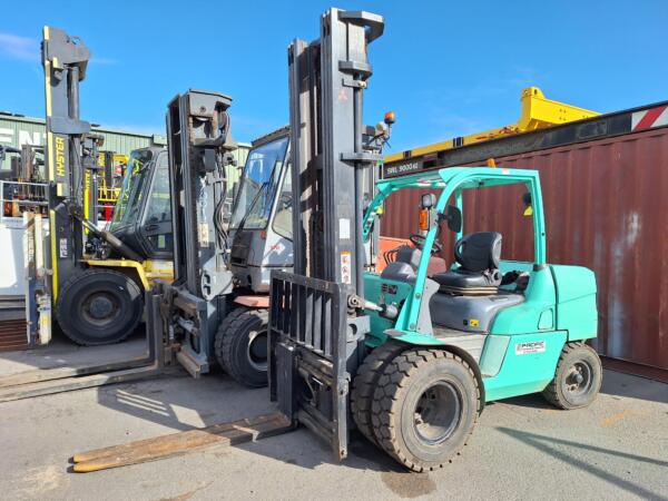 Mitsubishi 5T Forklift 7M Lift
